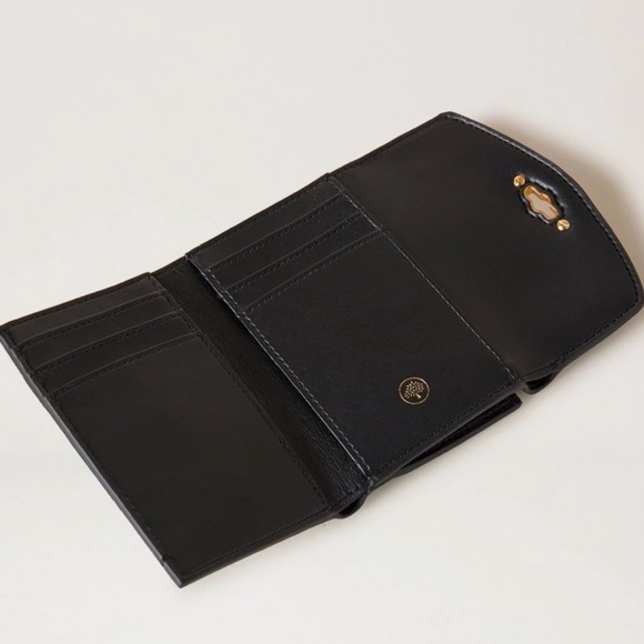 Mulberry 'Darley' Folded Multi Card Wallet in Black Leather - MSRP $375 - BNIB - Picture 2 of 3